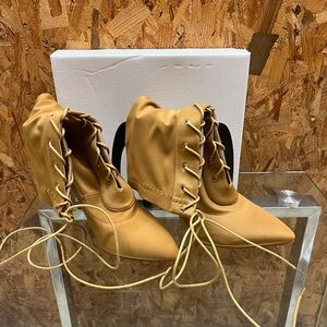Tan Lace-Up Boots with Padded Collar and Rounded Toe